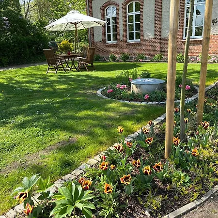 Gemütliche Im Gutshaus Groß Upahl *