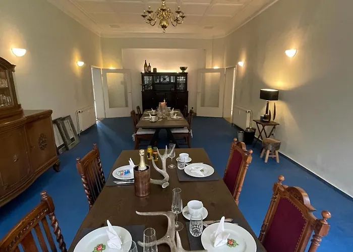 Im Gutshaus * Gross Upahl