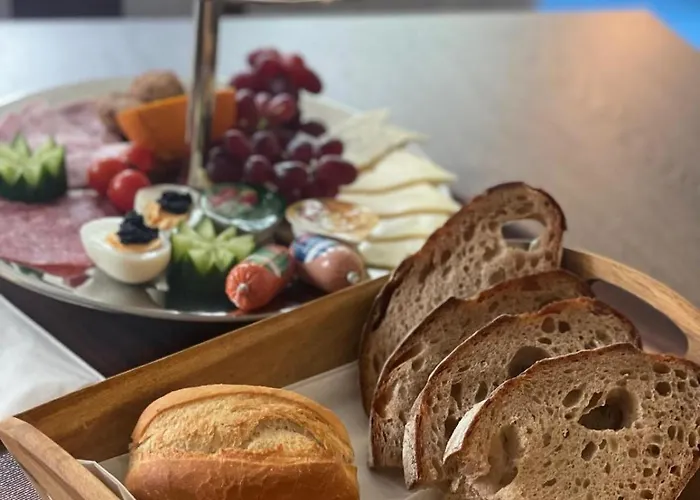 Im Gutshaus * Gross Upahl